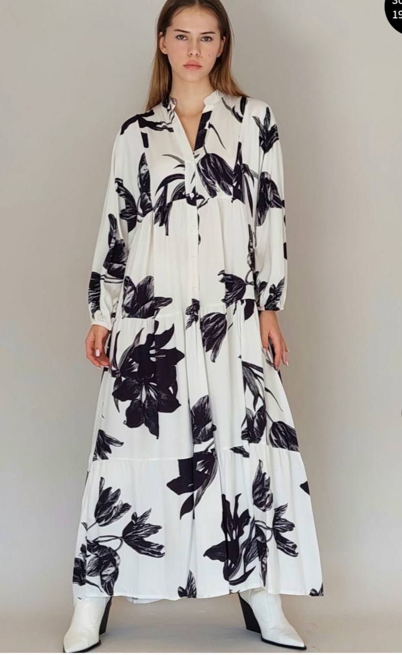 Women’s Floral Maxi Dress – Elegant Black & White