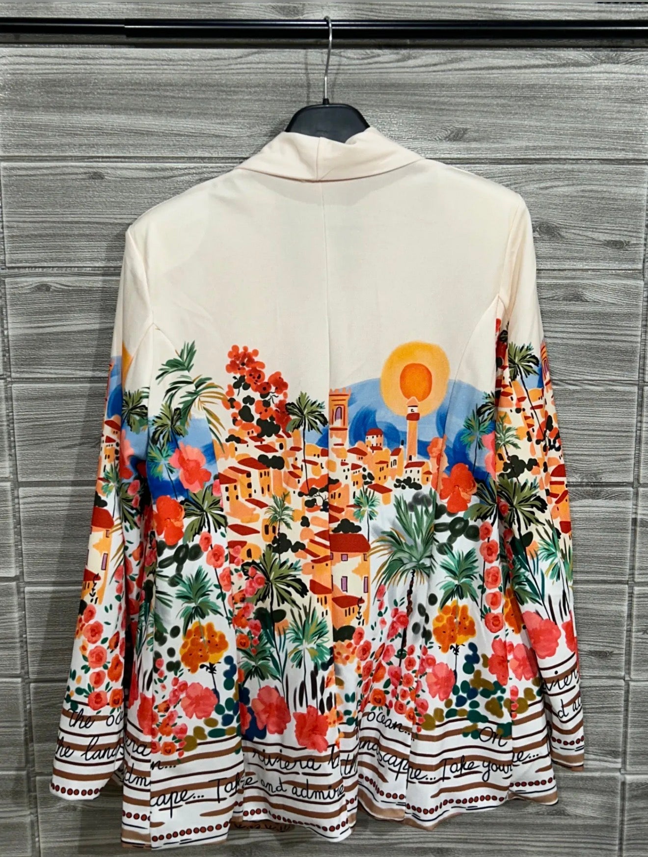 Italian ✨women's jacket with a Mediterranean print